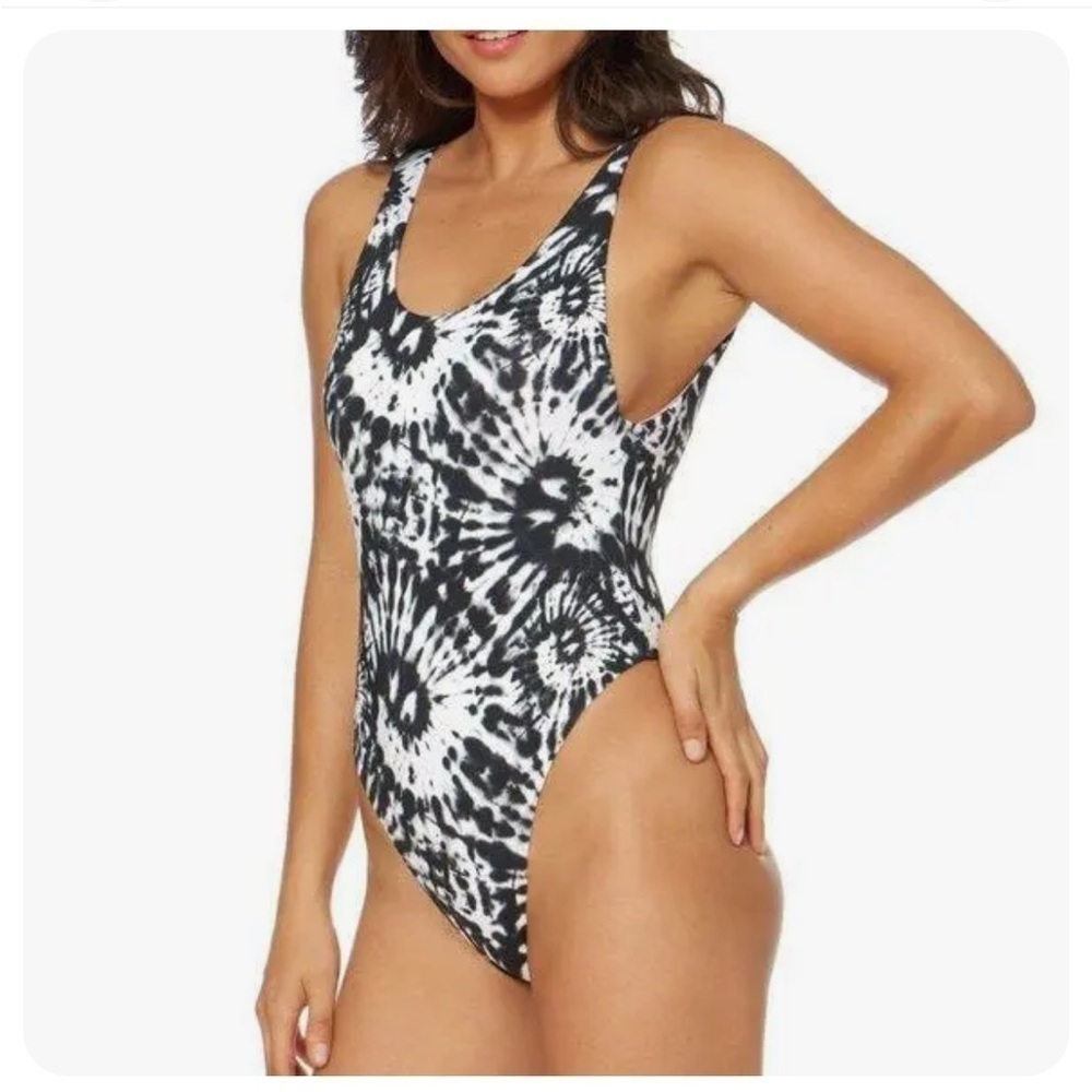 Dolce Vita Black & White Tie-Dye One-Piece Swimsuit